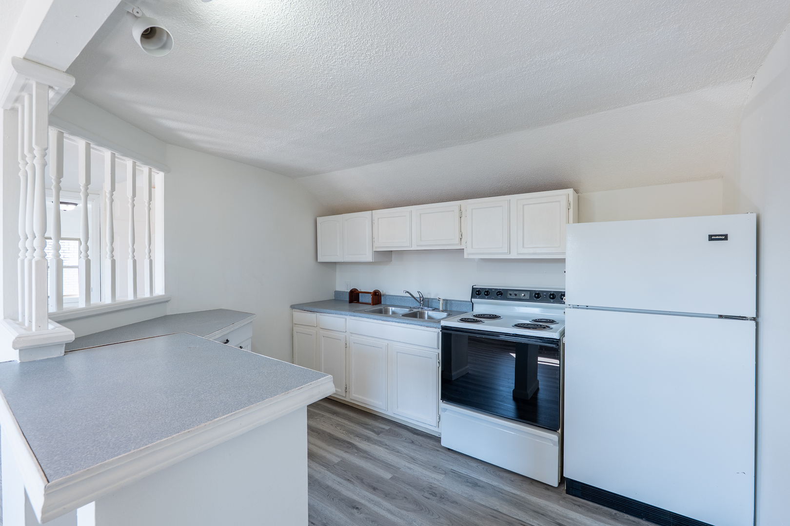 1201 S Park Avenue Property Photo 32