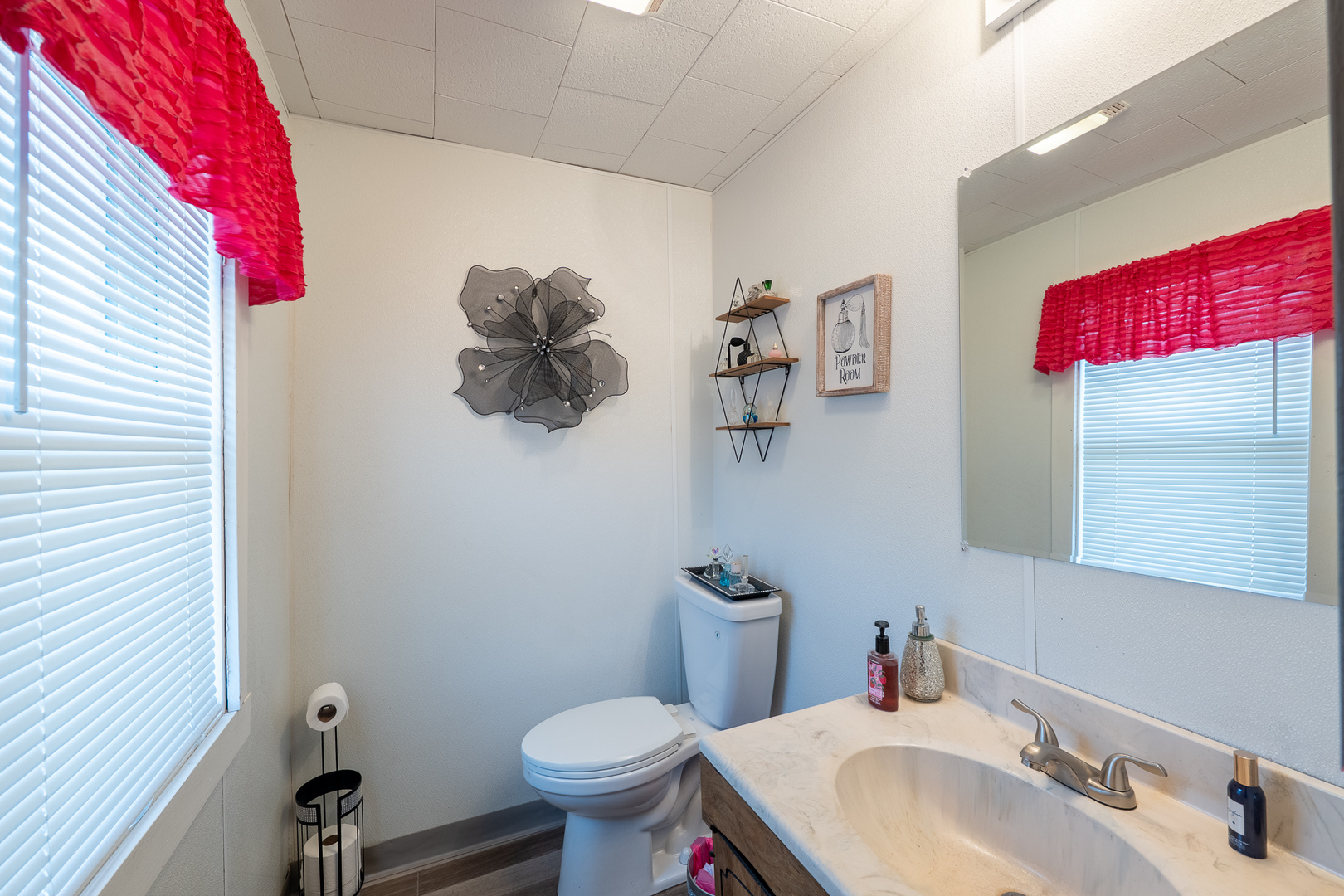 1201 S Park Avenue Property Photo 50