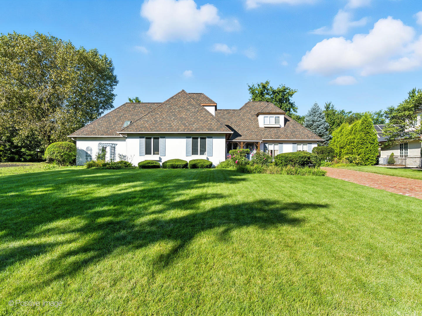 6024 Sedgley Court Property Photo 3