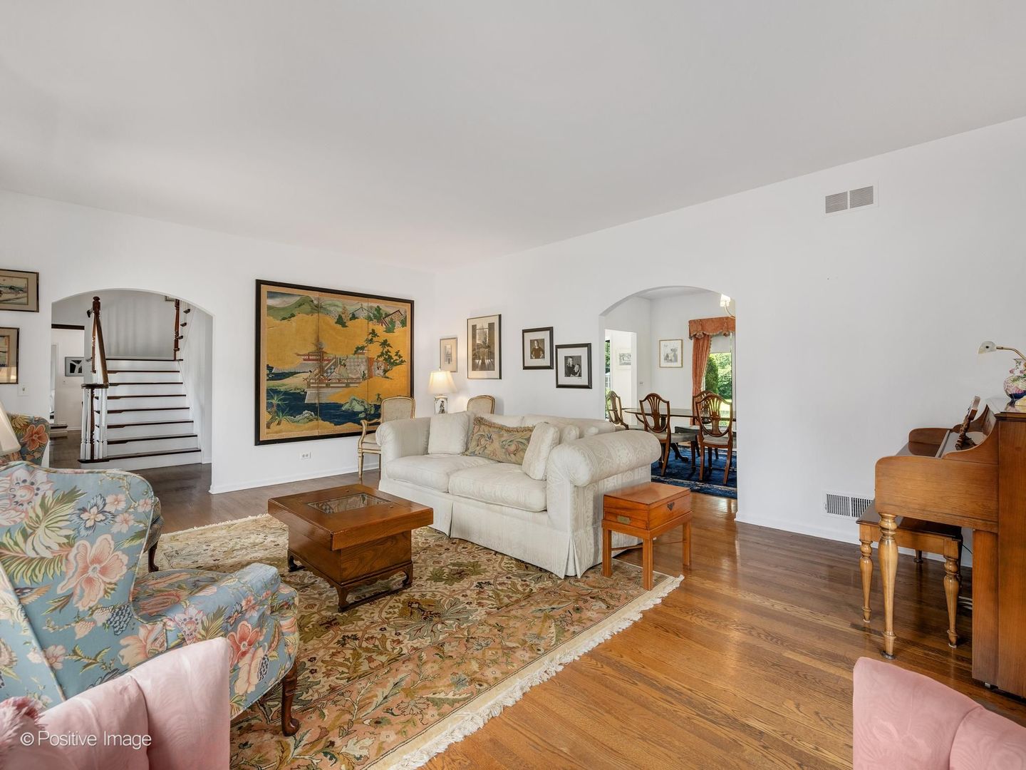 6024 Sedgley Court Property Photo 8