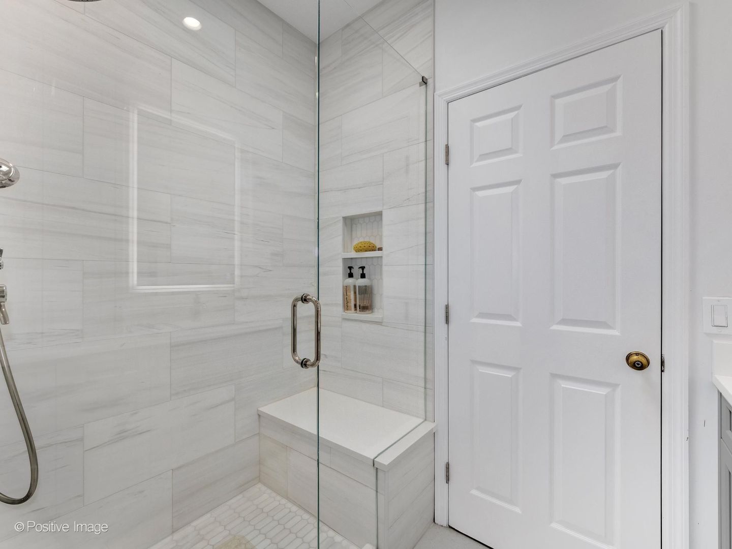 6024 Sedgley Court Property Photo 26