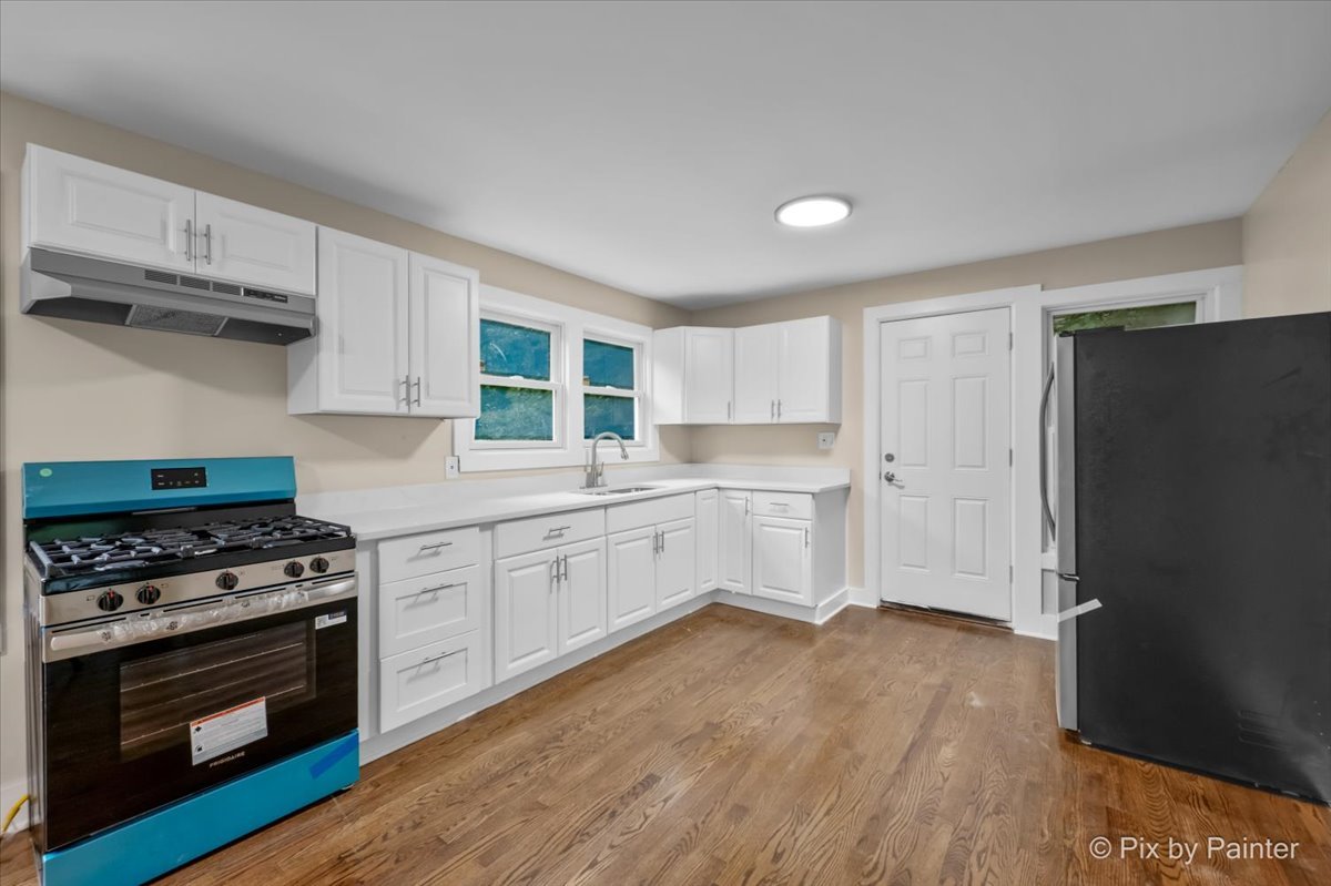 2608 Kashmiri Avenue Property Photo 2
