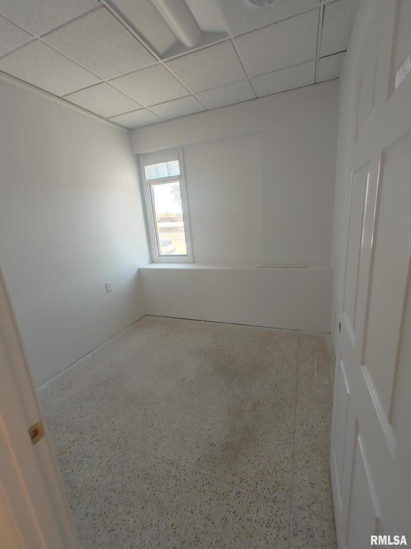 814 E River Drive Property Photo 3