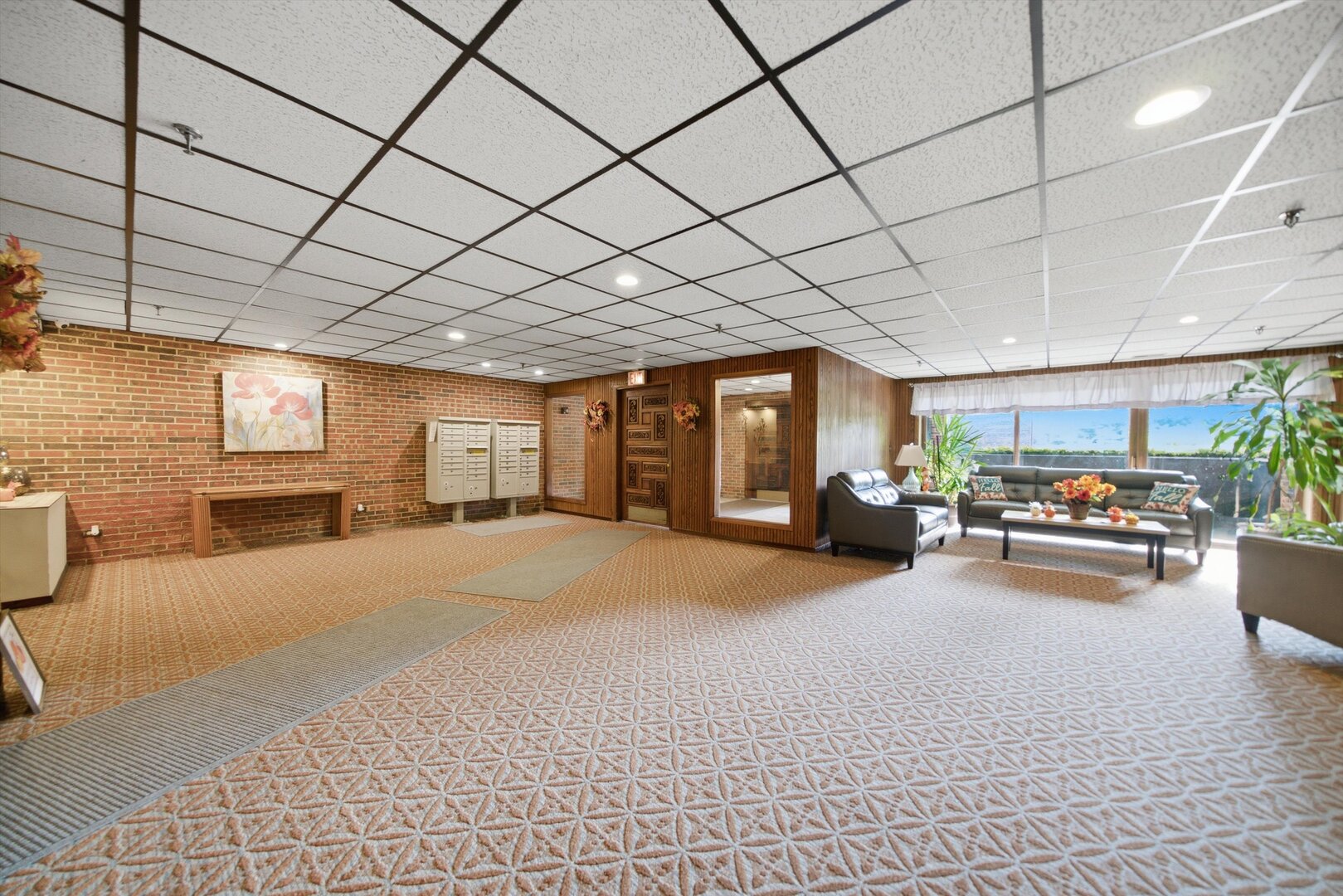 120 S Spruce Avenue 307 Property Photo 10