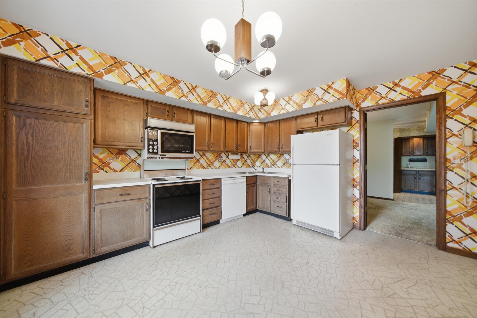 120 S Spruce Avenue 307 Property Photo 14