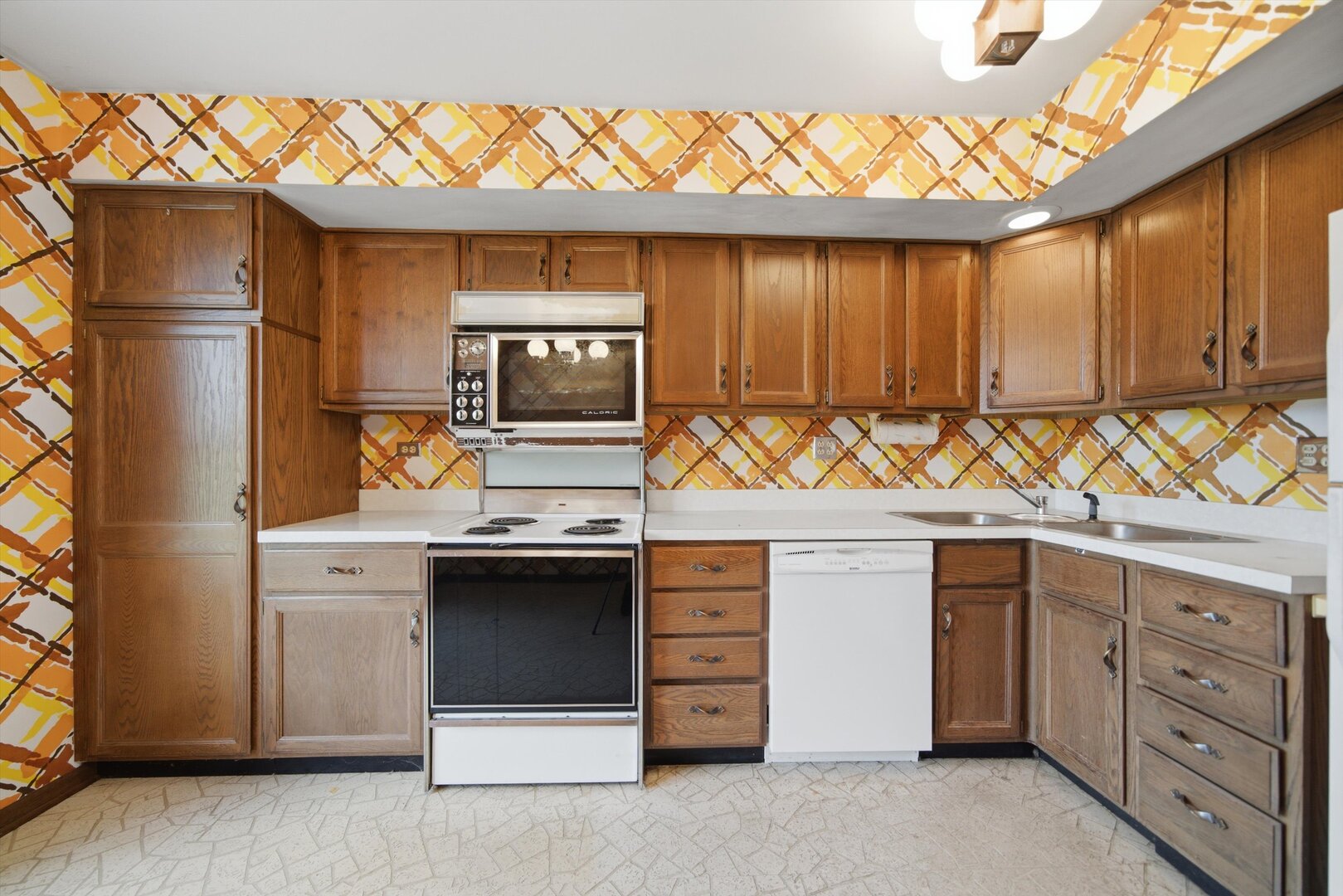 120 S Spruce Avenue 307 Property Photo 15