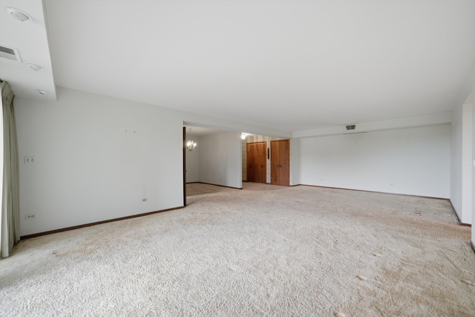 120 S Spruce Avenue 307 Property Photo 24