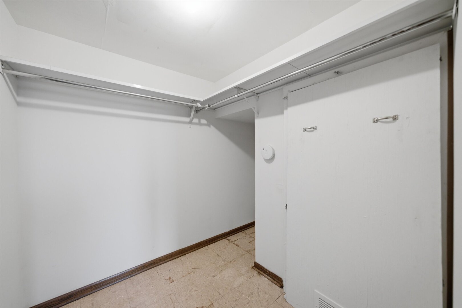 120 S Spruce Avenue 307 Property Photo 35