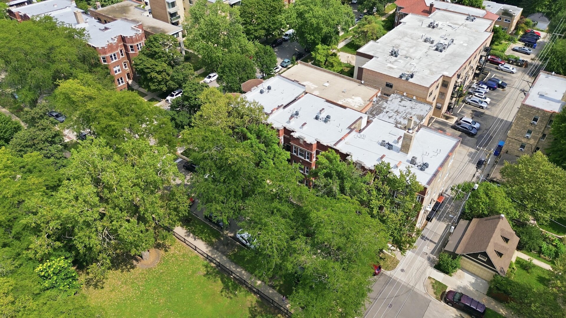 120 S Spruce Avenue 307 Property Photo 44