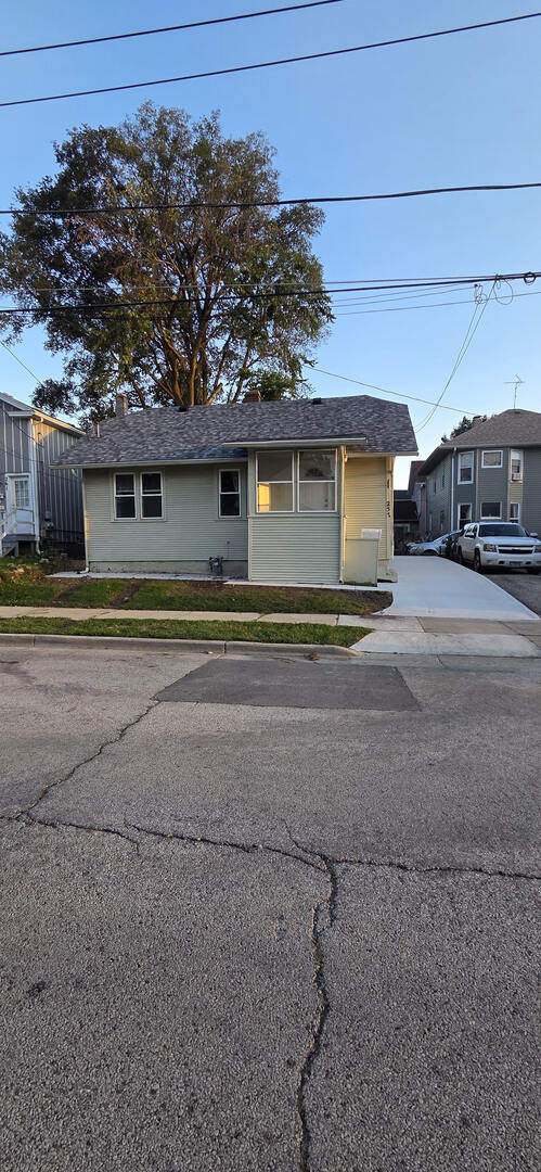257 Franklin Boulevard Property Photo 2