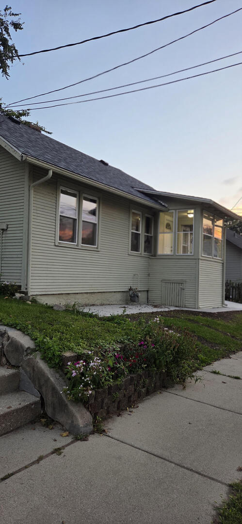 257 Franklin Boulevard Property Photo 4