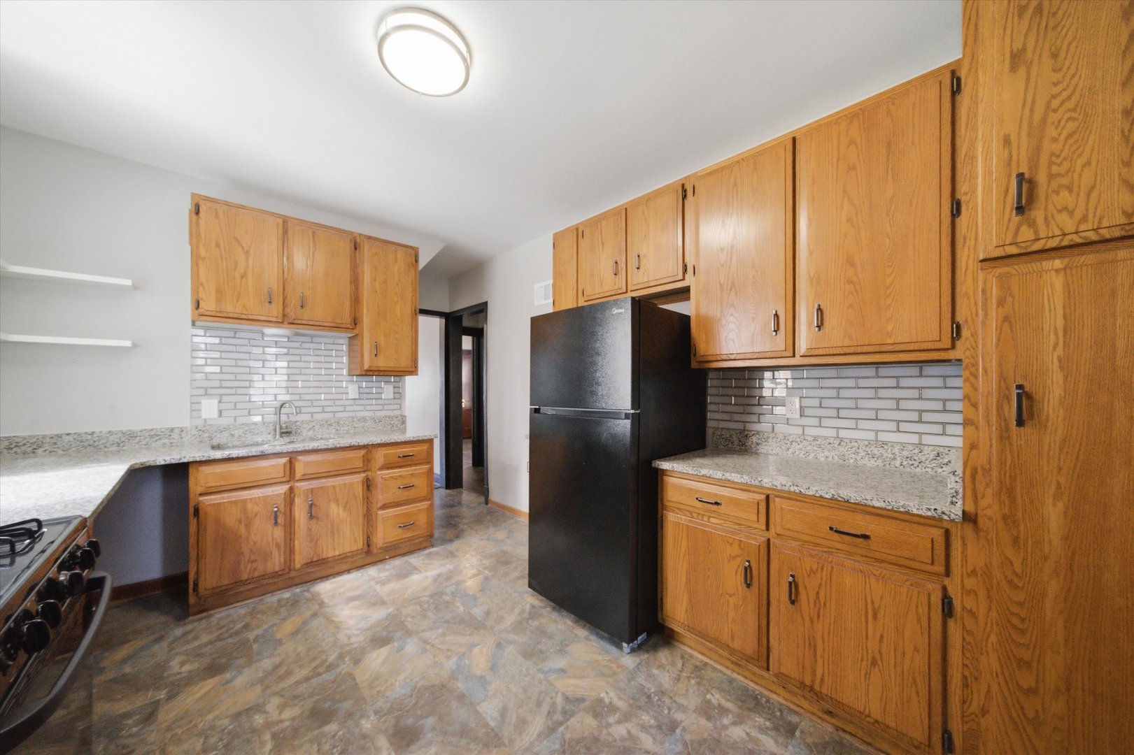 2423 N Newland Avenue Property Photo 7