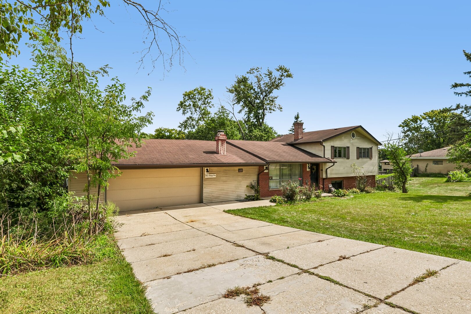 2n435 Pleasant Avenue Property Photo 3