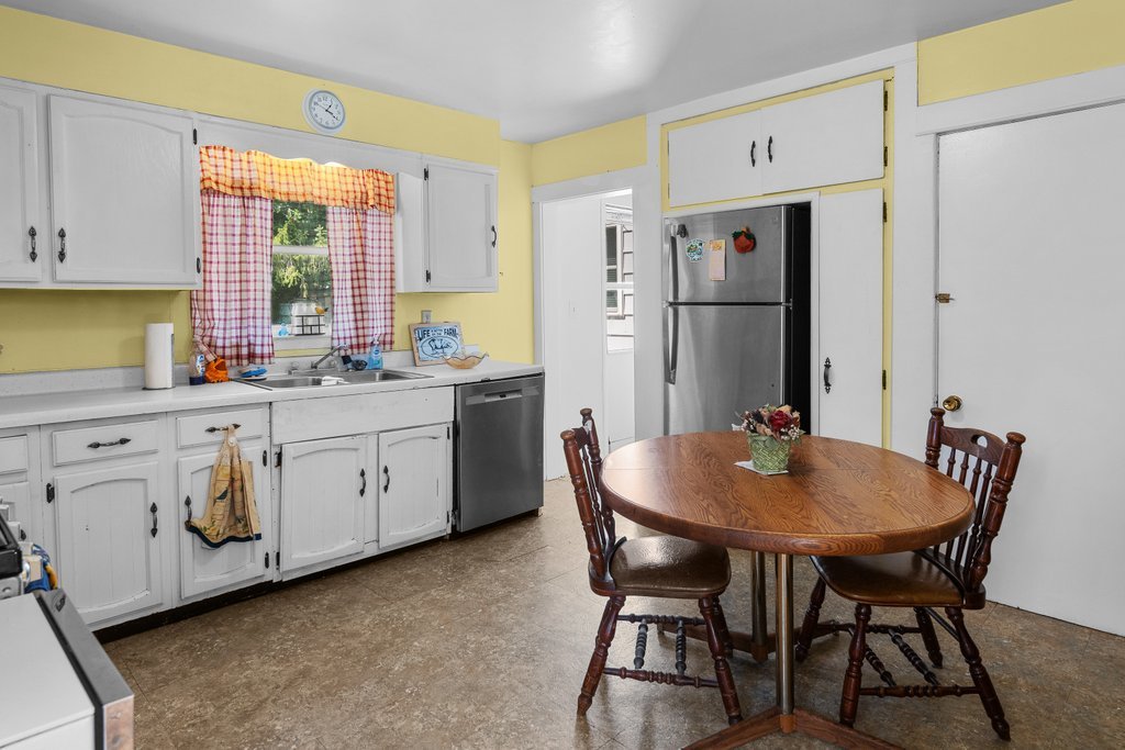 15021 645 East Street Property Photo 8