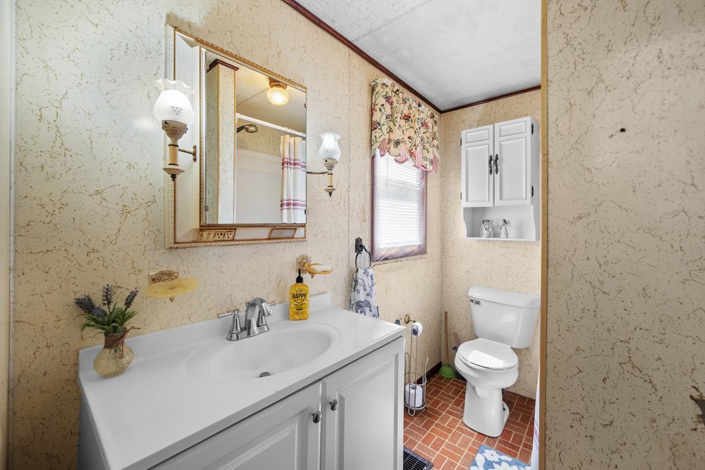 15021 645 East Street Property Photo 13