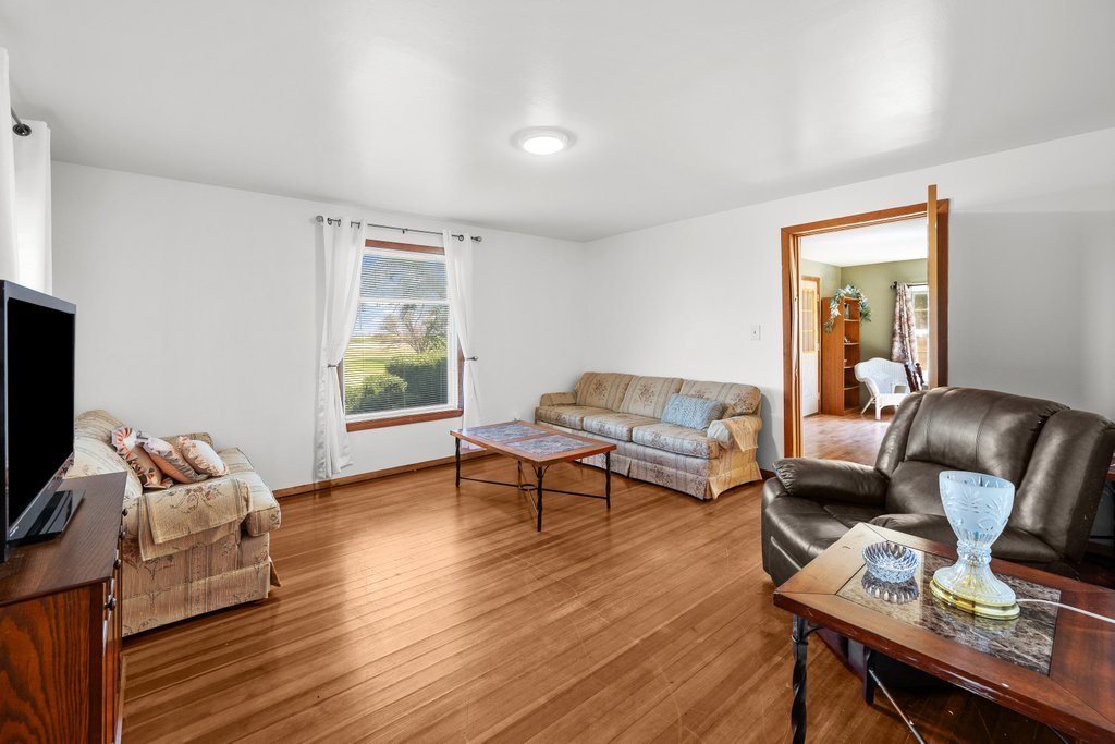 15021 645 East Street Property Photo 15