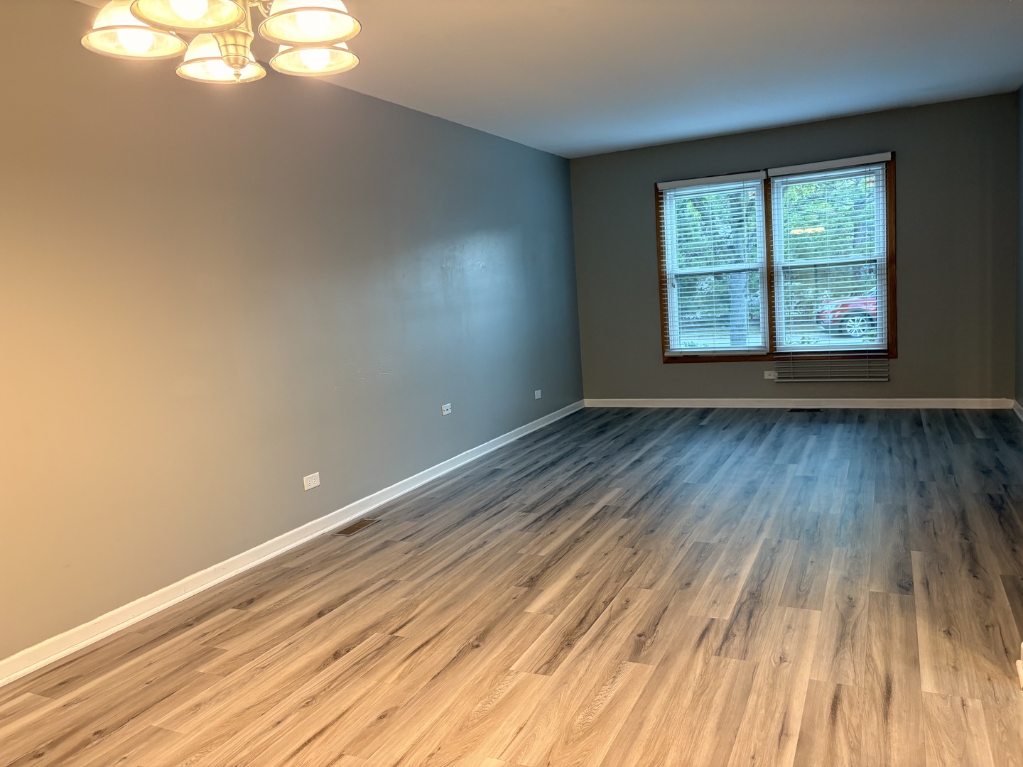 5431 Ebony Court Property Photo 2