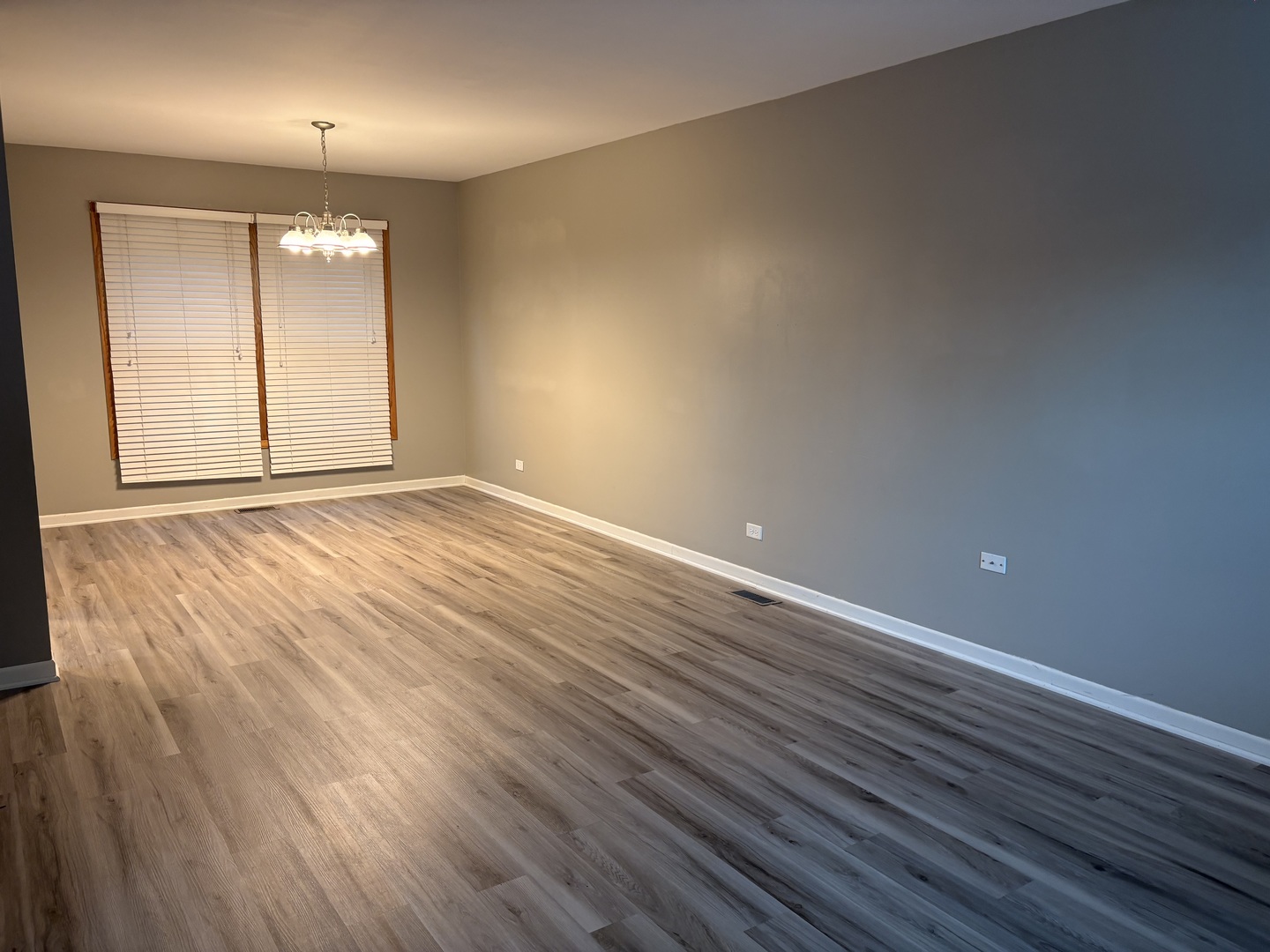 5431 Ebony Court Property Photo 3