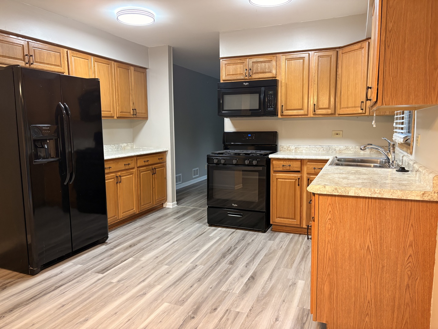 5431 Ebony Court Property Photo 4