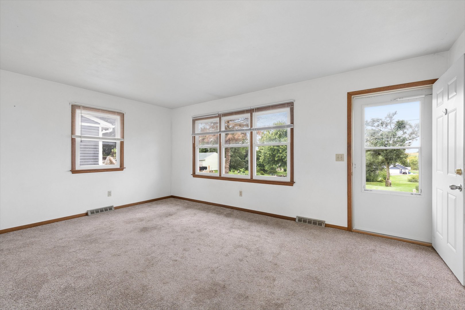 1109 Hacker Street Property Photo 7