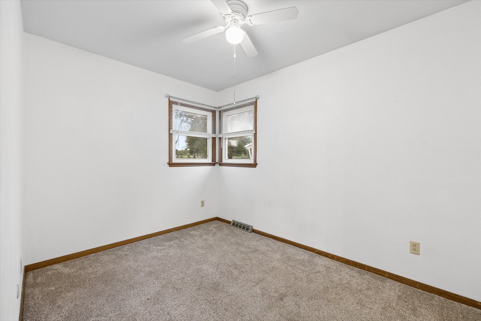 1109 Hacker Street Property Photo 16