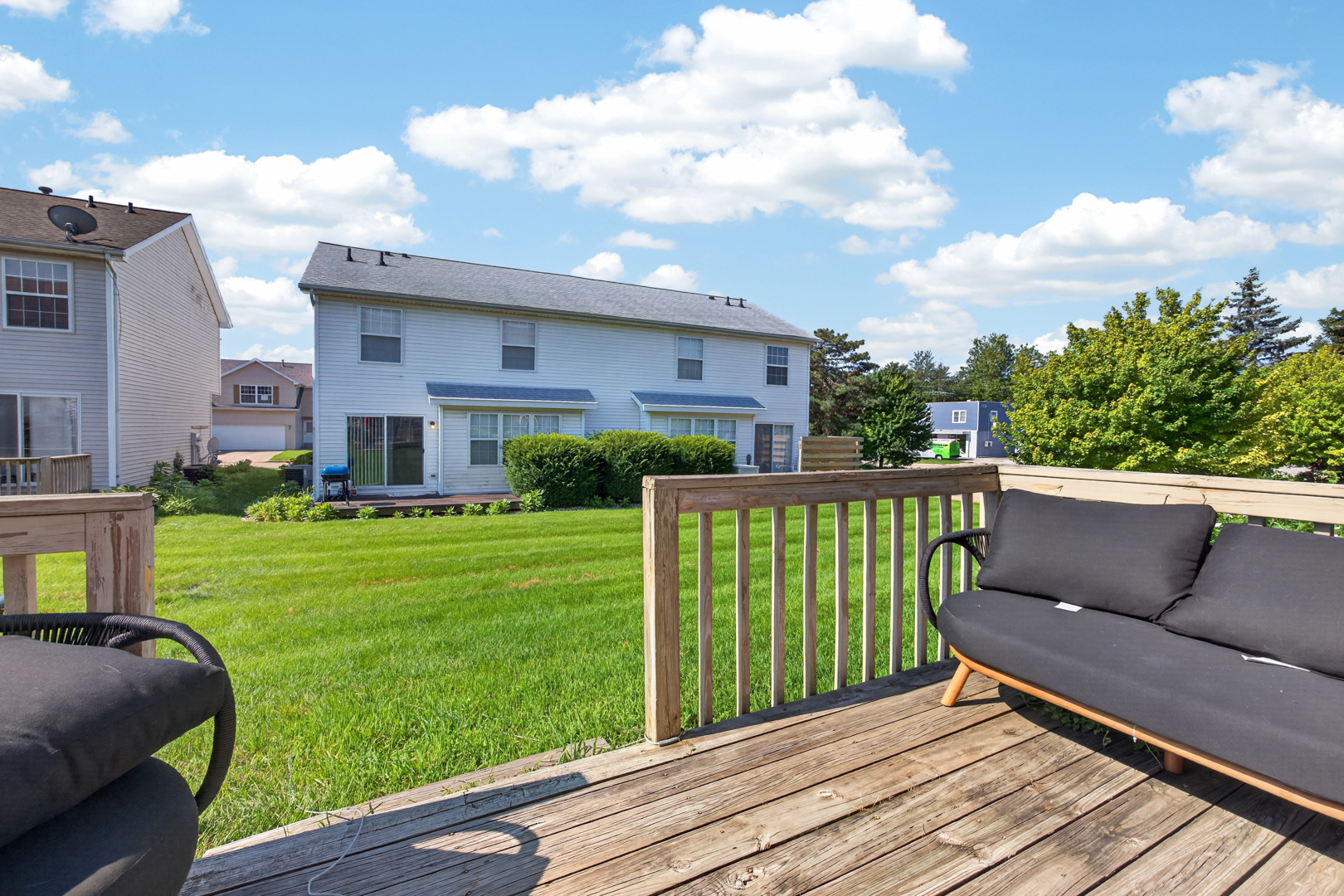 1203 Riviera Drive Property Photo 4