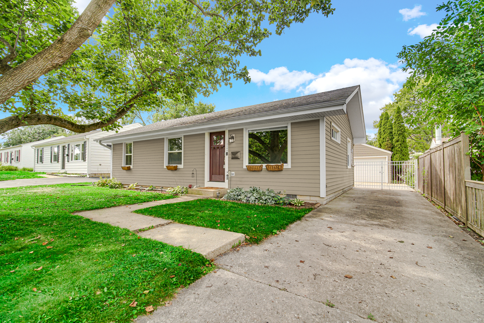 1106 Sumner Street Property Photo 2