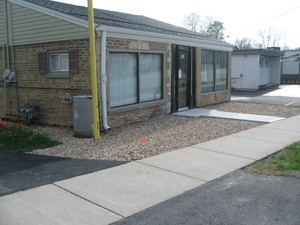 138 W Irving Park Road Front Property Photo 9