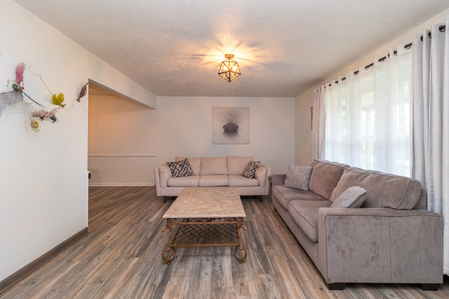 6808 Laurel Cherry Drive Property Photo 3