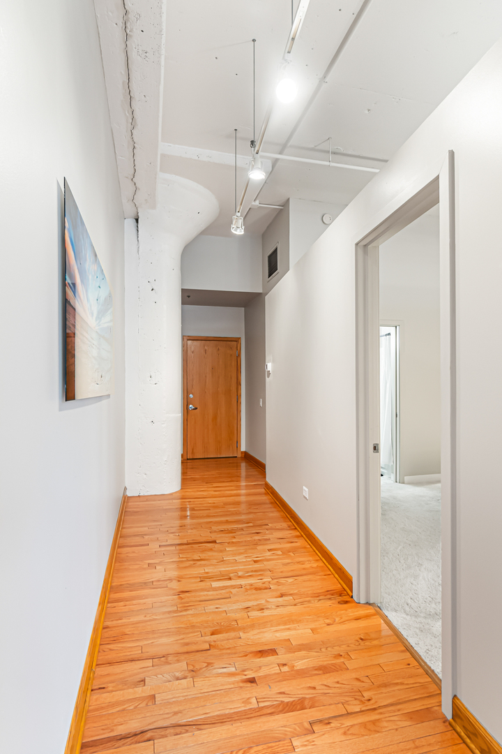 333 W Hubbard Street 604 Property Photo 10