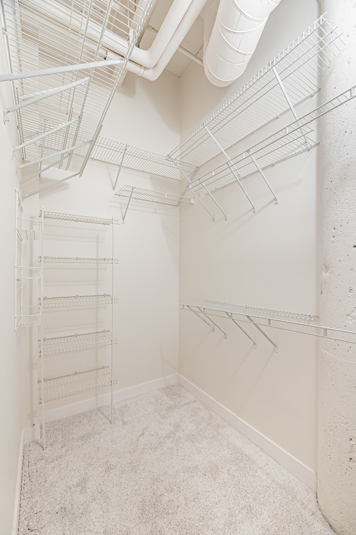 333 W Hubbard Street 604 Property Photo 13
