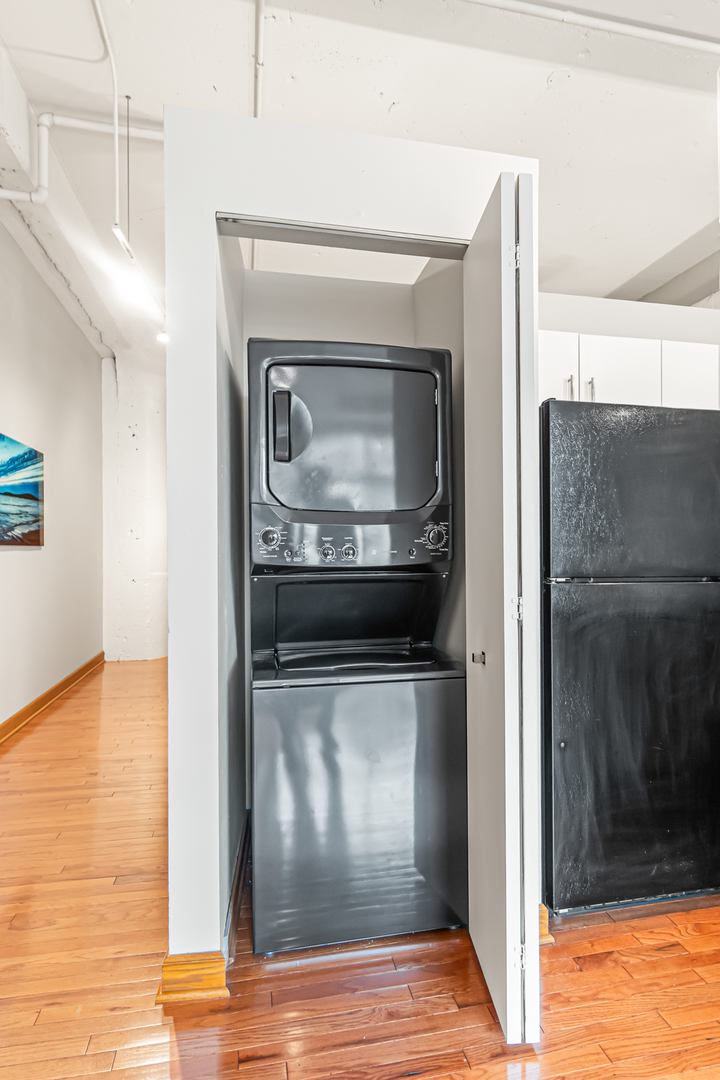333 W Hubbard Street 604 Property Photo 15