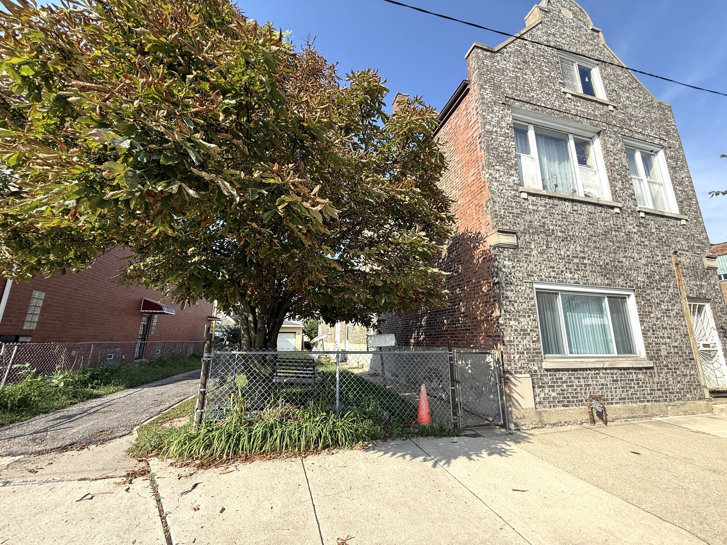 2842-46 S Quinn Street Property Photo 2