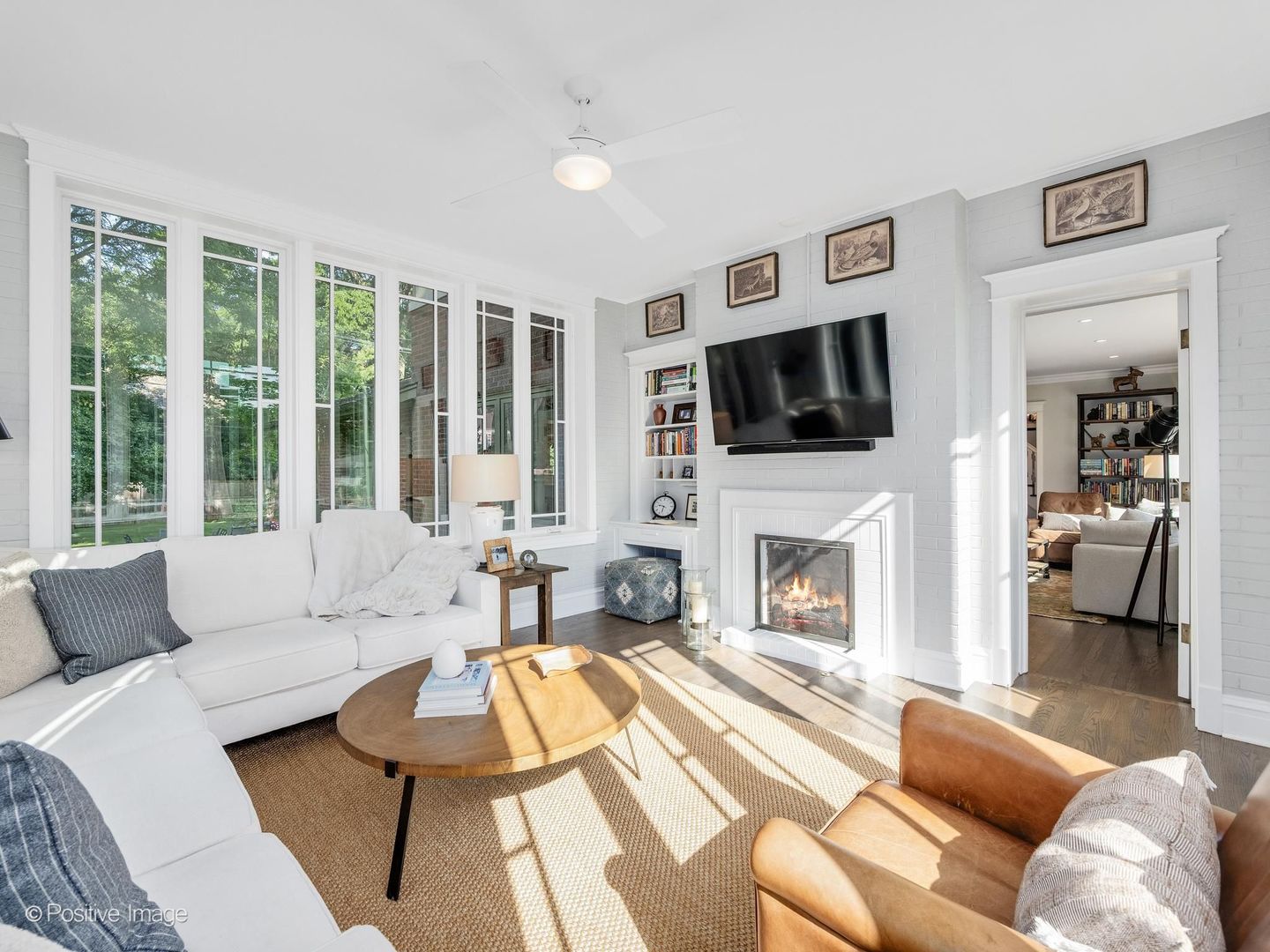 424 Blackstone Avenue Property Photo 18