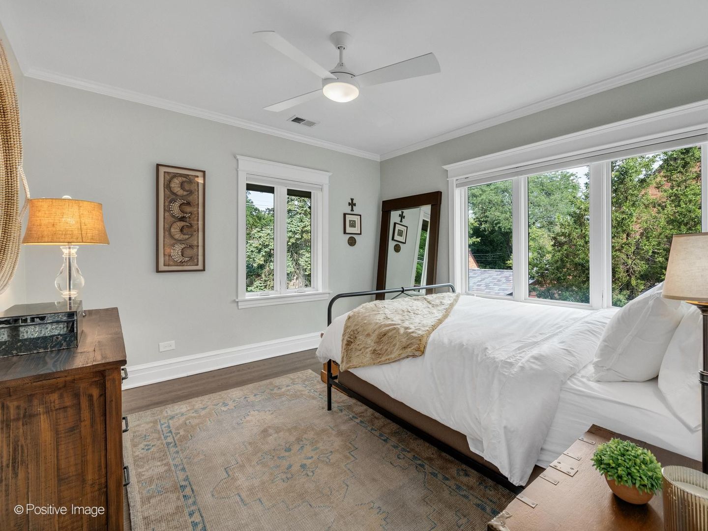 424 Blackstone Avenue Property Photo 26