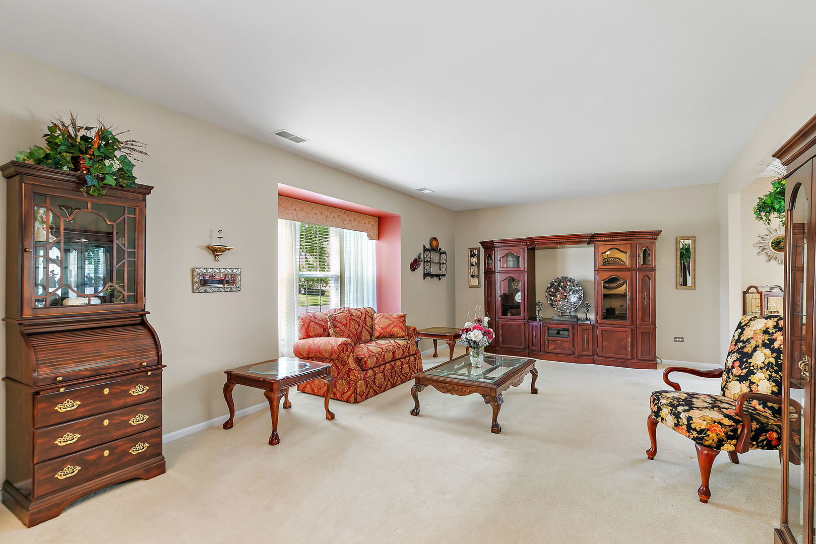 12225 Arlington Drive Property Photo 5