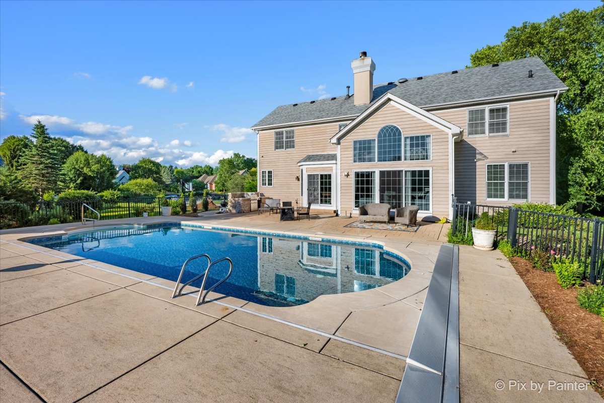 7n494 Foxglove Court Property Photo 43