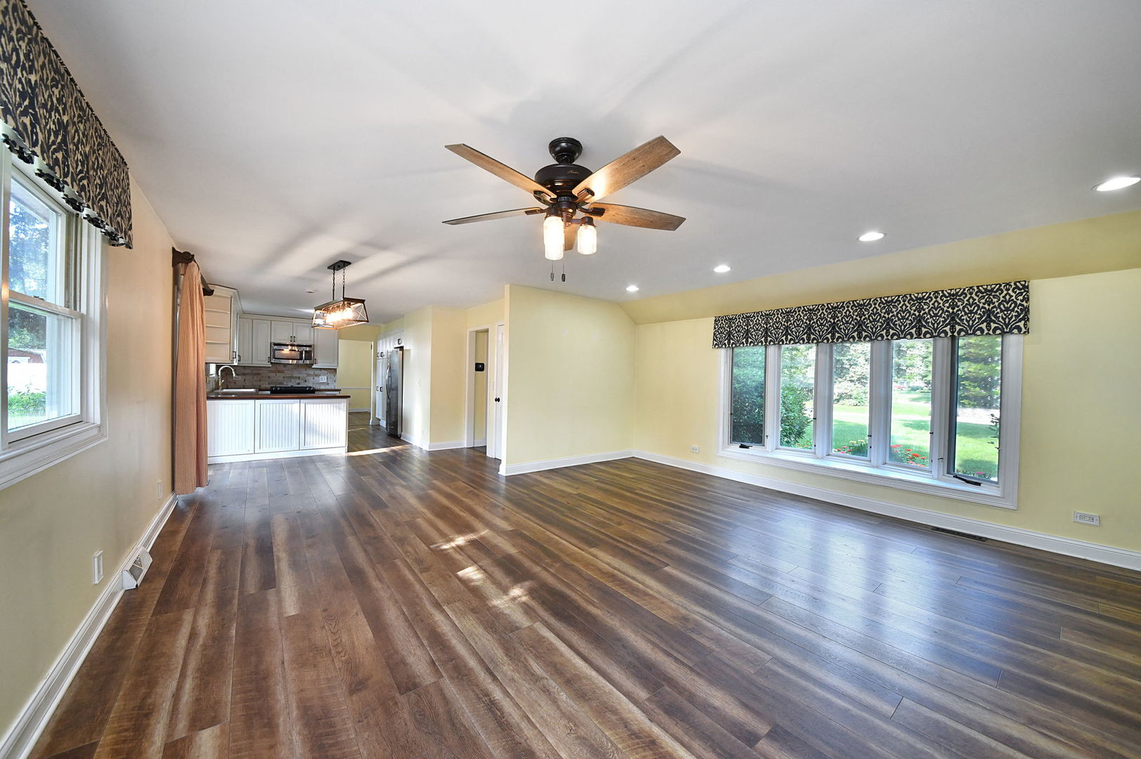 848 Rocksbury Court Property Photo 13