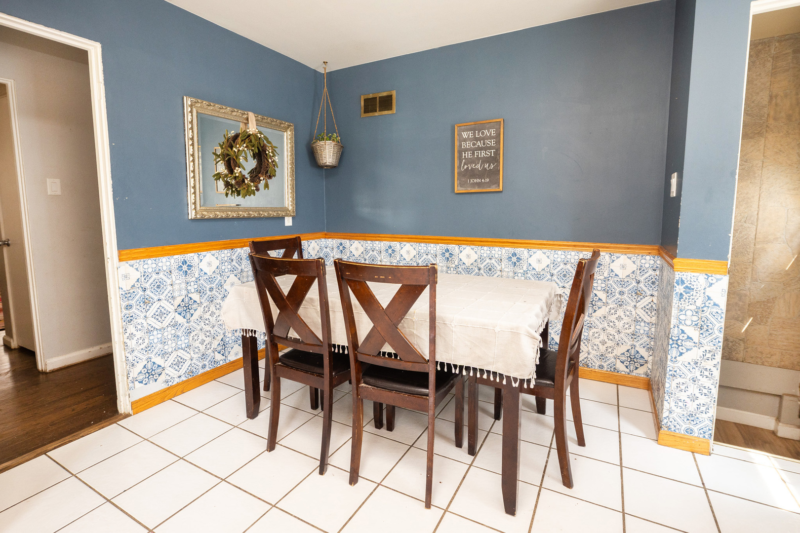 811 Buell Avenue Property Photo 7