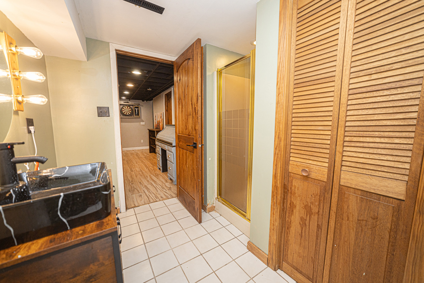 811 Buell Avenue Property Photo 14