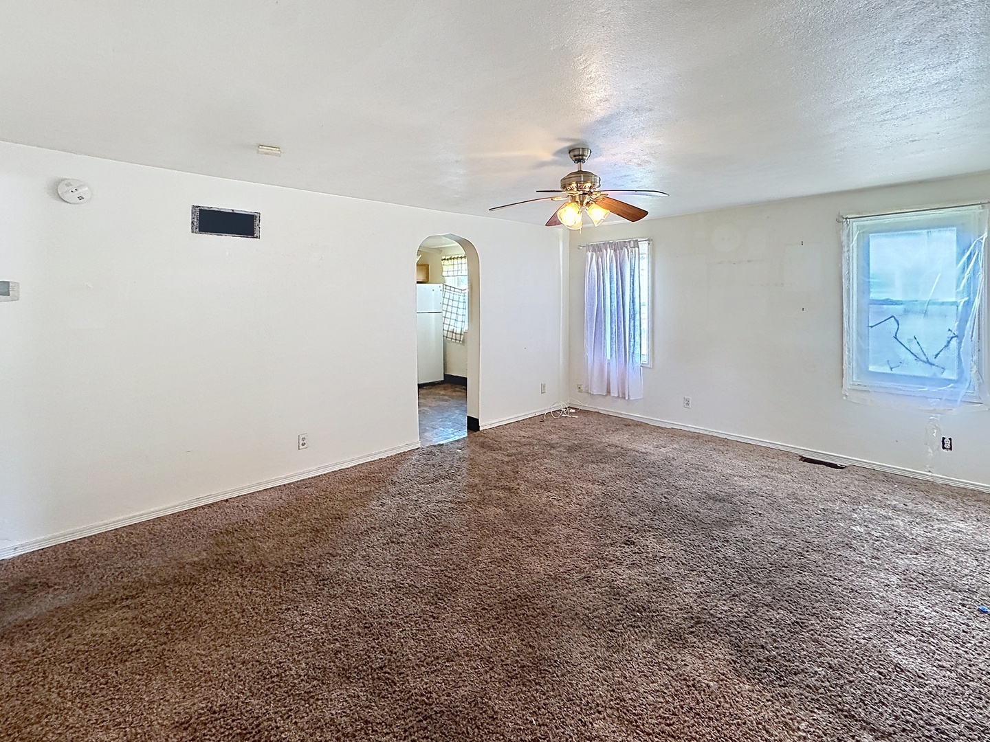 4244 9th Street Property Photo 4