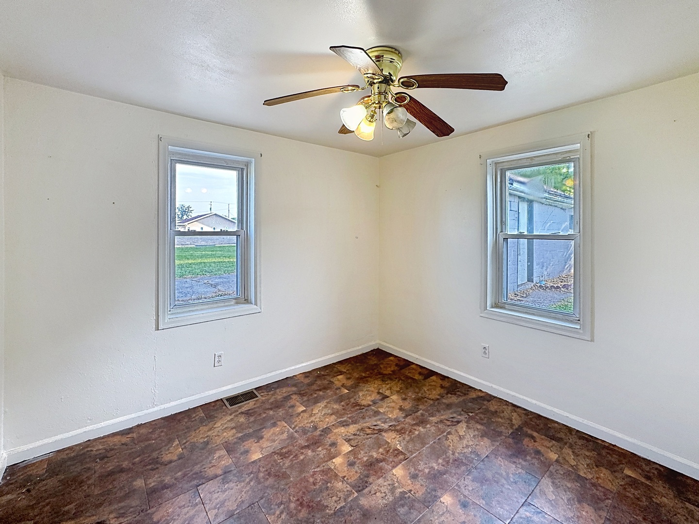4244 9th Street Property Photo 10