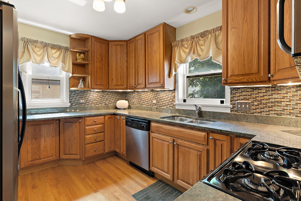 334 Spruce Street Property Photo 10