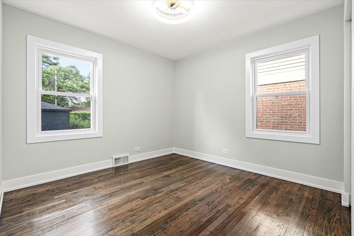 438 W 126th Place Property Photo 16