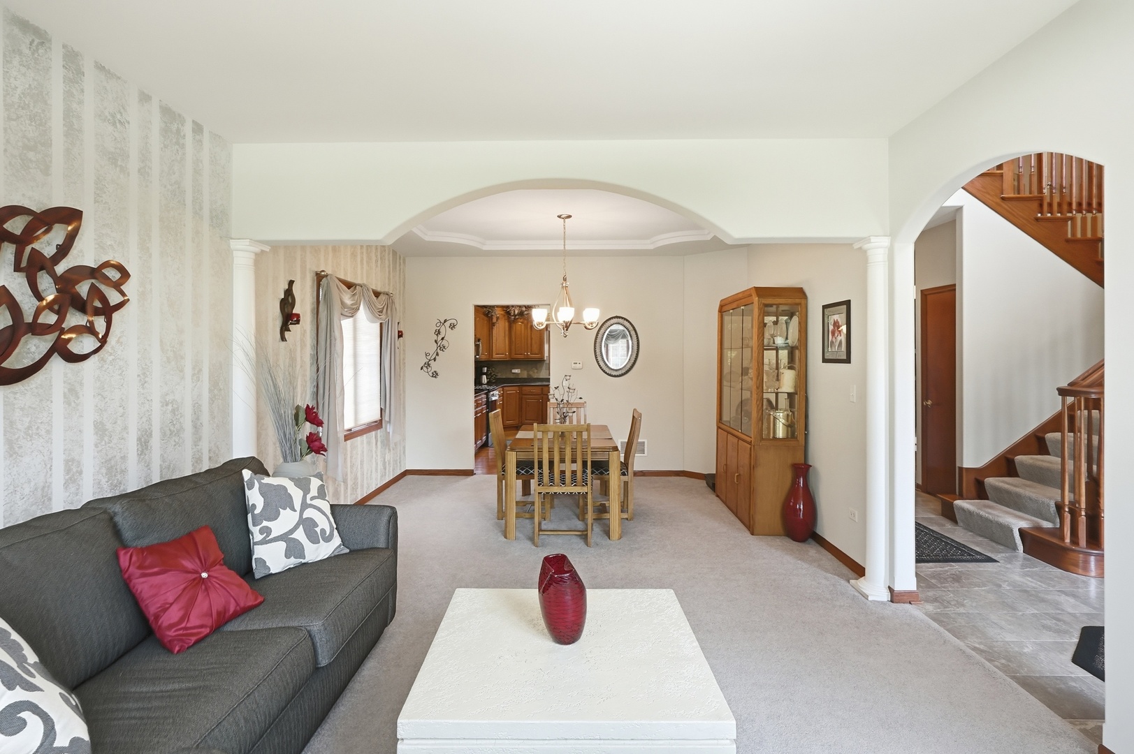 20015 Red Oak Drive Property Photo 12