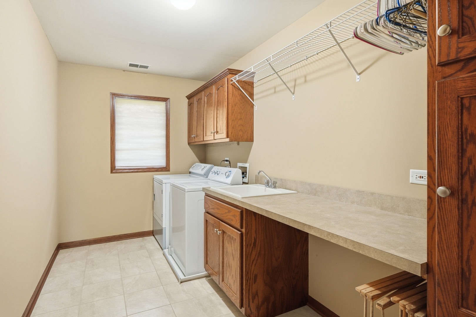 20015 Red Oak Drive Property Photo 30