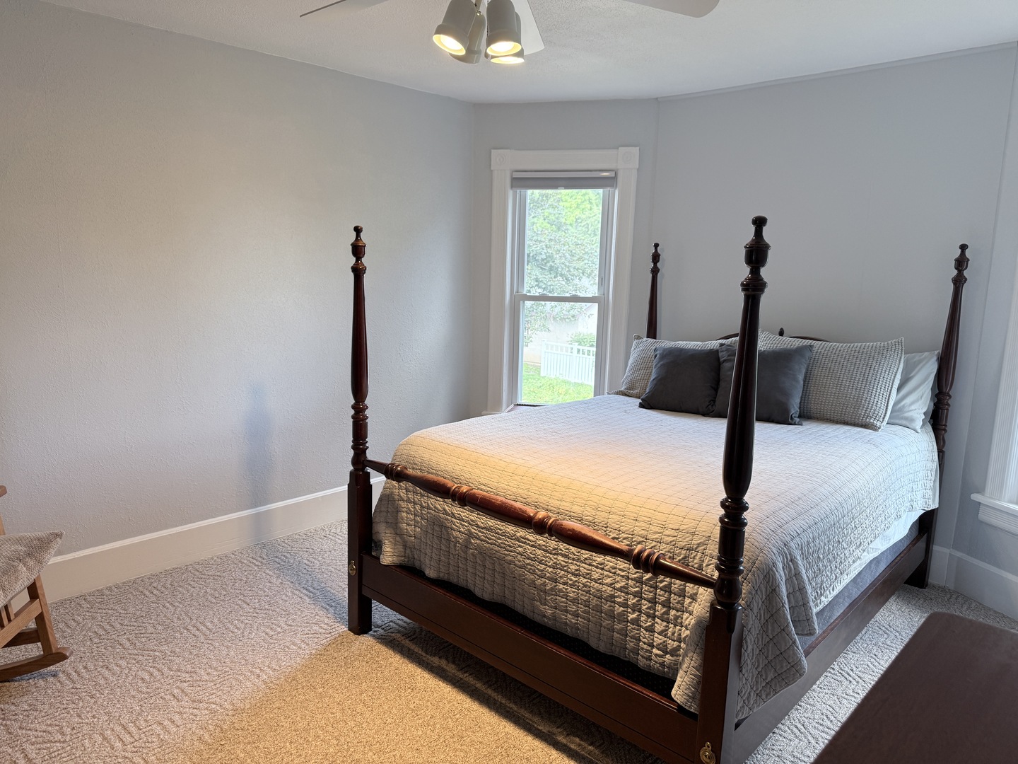 1228 W Lincoln Boulevard Property Photo 19