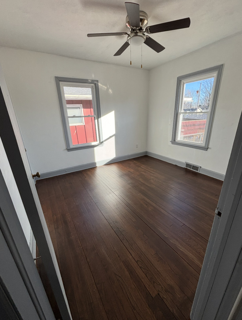 2117 N Marquette Street Property Photo 8
