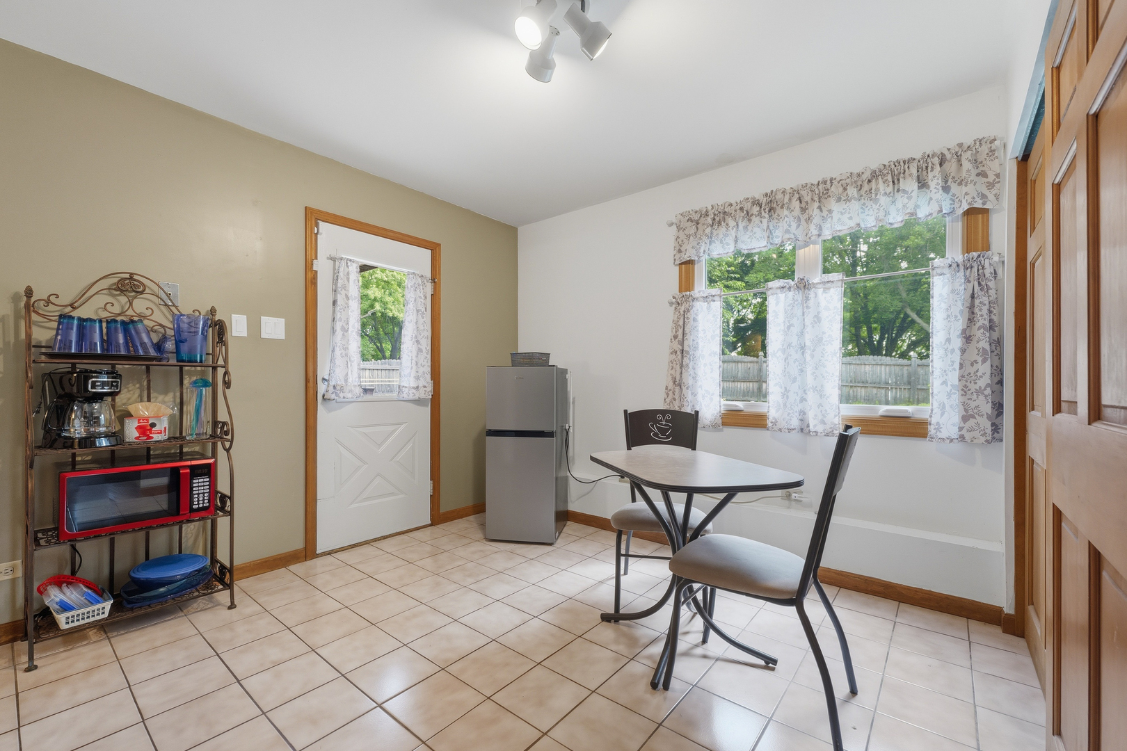 152 S Lancaster Drive Property Photo 15