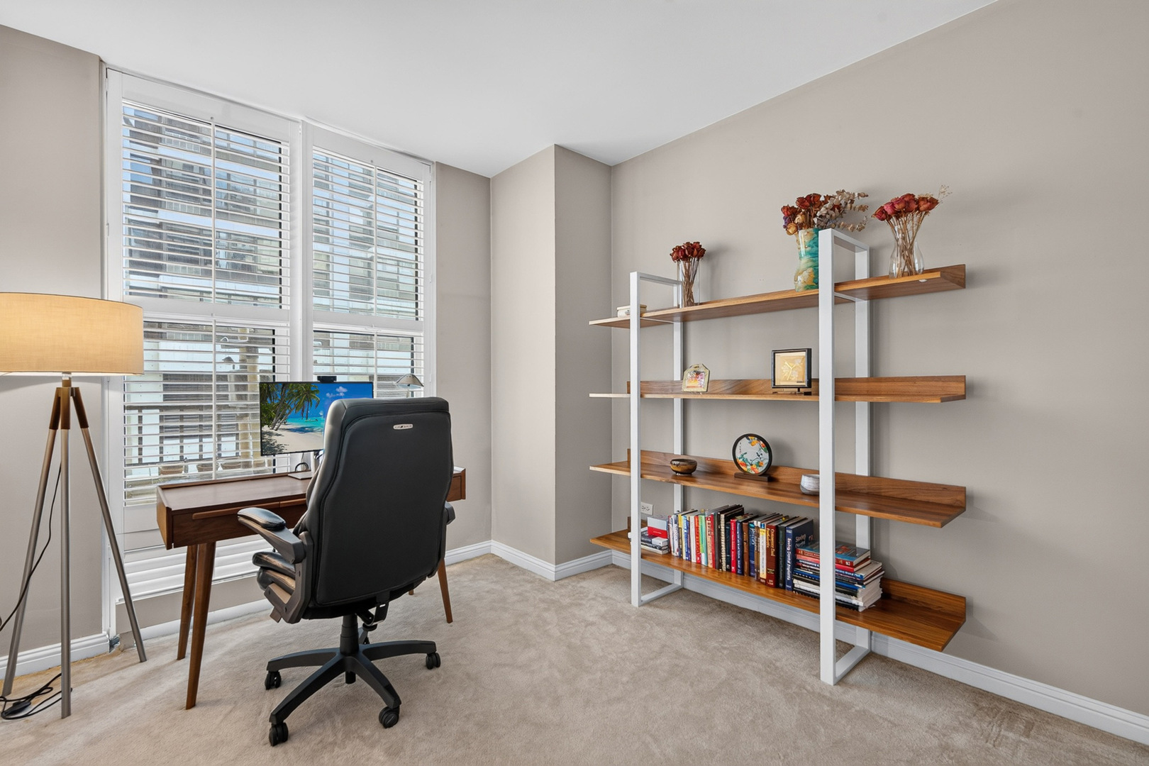 25 E Superior Street 1006 Property Photo 14